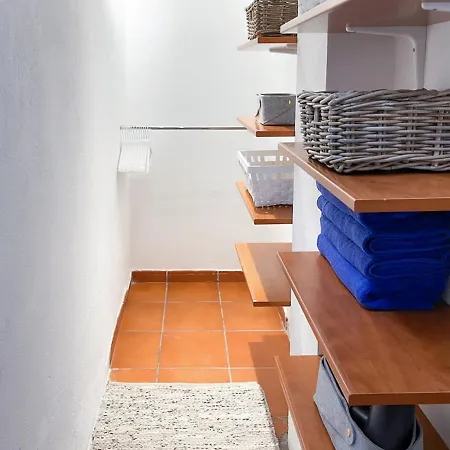 Harmony Beach House - 2br Sea Views Terrace Сasa de vacaciones *